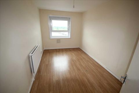 2 bedroom flat to rent, Green Lane, Hounslow TW4