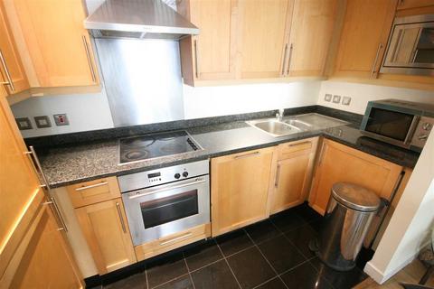 2 bedroom flat to rent, Lyon Road, Harrow HA1