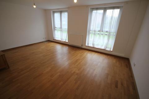 3 bedroom flat to rent, Stanmore HA7