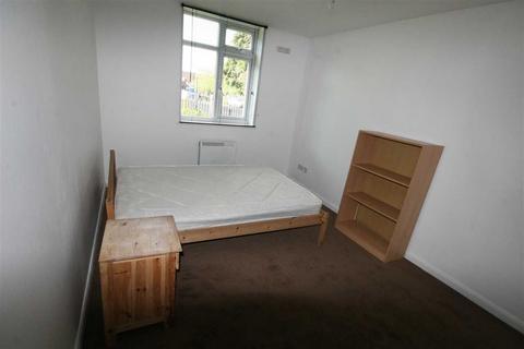 2 bedroom flat to rent, 14 Hindes Road, Harrow HA1