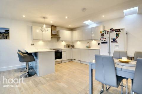 3 bedroom detached house for sale, High Street, Orpington