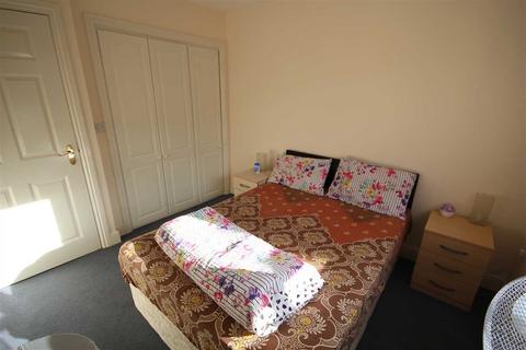 1 bedroom flat to rent, Sovereign Place, Harrow HA1