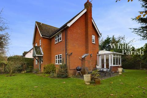 4 bedroom detached house for sale, Half Moon Lane, Redgrave, Diss