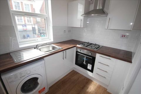 Studio to rent, Wealdstone, Harrow HA3