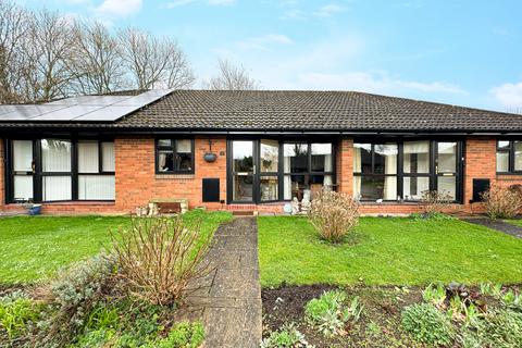 2 bedroom bungalow for sale, Burrows Court, Hampton Park, Hereford, HR1