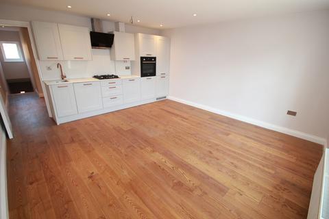 2 bedroom flat to rent, Rickmansworth WD3