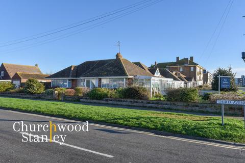 3 bedroom detached bungalow for sale, Marine Parade East, Clacton-On-Sea, CO15