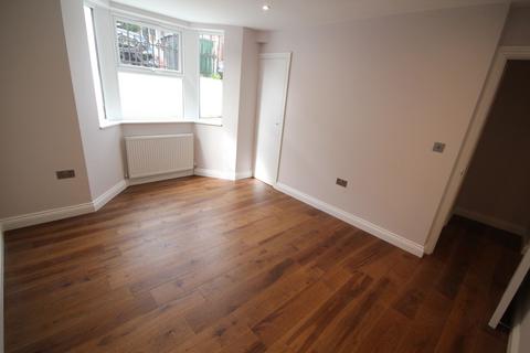 2 bedroom flat to rent, Watford WD17