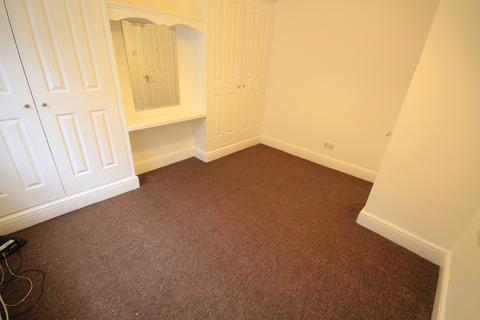 2 bedroom flat to rent, Harrow HA2