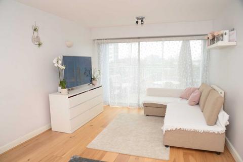 2 bedroom apartment for sale, Tideslea Path, London, SE28 0NH
