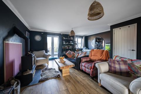 3 bedroom terraced house for sale - Elizabeth Penton Way, Bampton, Tiverton, Devon, EX16