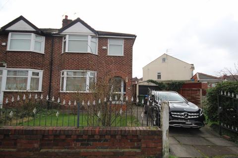 3 bedroom semi-detached house for sale, Braemar Ave, Stretford, M32