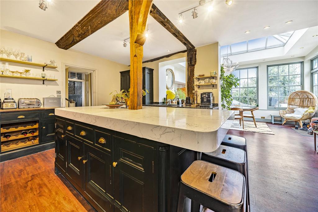 Kitchen 2