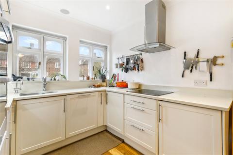 61a Abbotswood Road, London, SW16 1AL