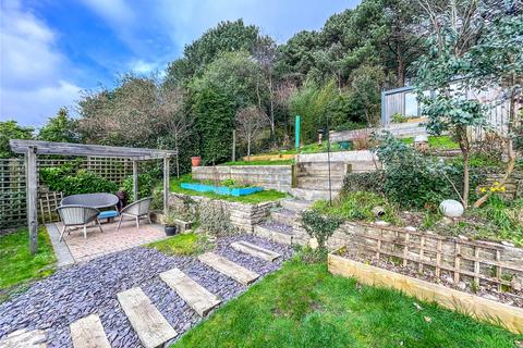 4 bedroom detached house for sale, Hillside Drive, Christchurch, Dorset, BH23