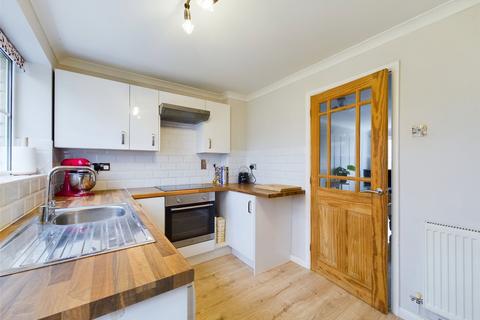 2 bedroom end of terrace house for sale, Gardiner Close, Chalford, Stroud, Gloucestershire, GL6