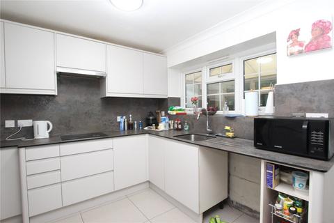 7 Kenilworth Gardens, London, SE18 3JB