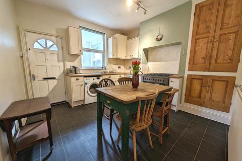 41 Ulverston Road, Sheffield, S8 0NX