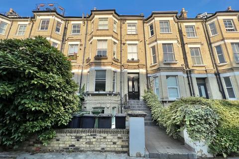 1 bedroom flat to rent - 17 Crossfield Road, London NW3