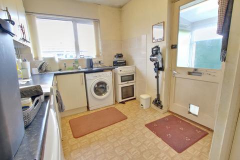 2 bedroom semi-detached bungalow for sale, Knightwood Road, Hythe