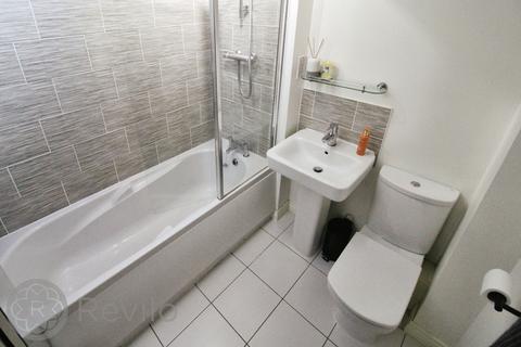 30 Avoncliffe Close, Rochdale, OL11 2LU