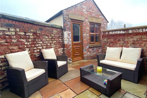 3 bedroom semi-detached house for sale, Pilsworth Road, Heywood, Greater Manchester, OL10