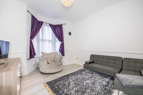 3 bedroom terraced house for sale, Gloucester Road, London