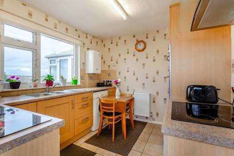 14 Dean View, Cinderford, GL14 3EE