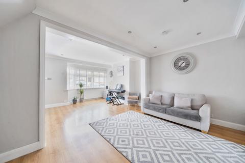20 Chudleigh Way, Ruislip, HA4 8TP