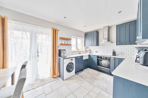 20 Chudleigh Way, Ruislip, HA4 8TP