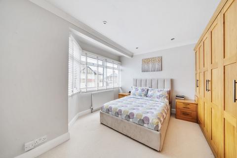 20 Chudleigh Way, Ruislip, HA4 8TP