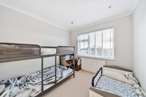 20 Chudleigh Way, Ruislip, HA4 8TP