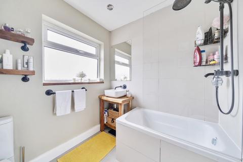 20 Chudleigh Way, Ruislip, HA4 8TP