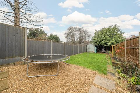 20 Chudleigh Way, Ruislip, HA4 8TP