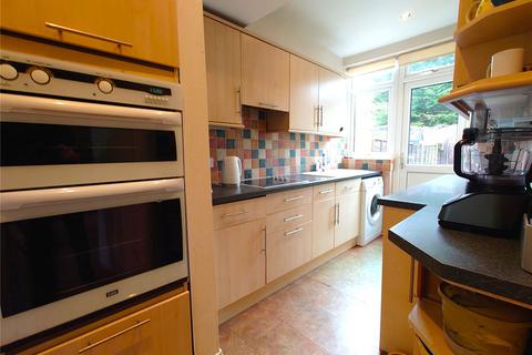 90 Ryefield Avenue, Uxbridge, UB10 9BZ
