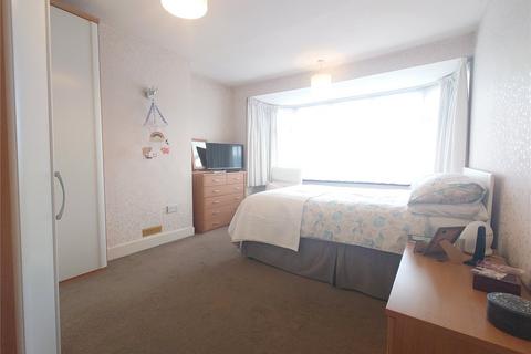 90 Ryefield Avenue, Uxbridge, UB10 9BZ