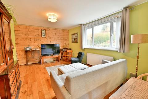 3 Derwent Crescent, Swalwell, Newcastle Upon Tyne, NE16 3HX