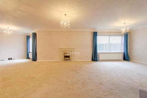 2 bedroom flat for sale, Brynhill, St Edeyrns Road, Cyncoed