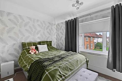 18 Lillechurch Road, Dagenham, RM8 2BG