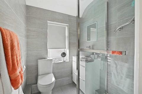 18 Lillechurch Road, Dagenham, RM8 2BG