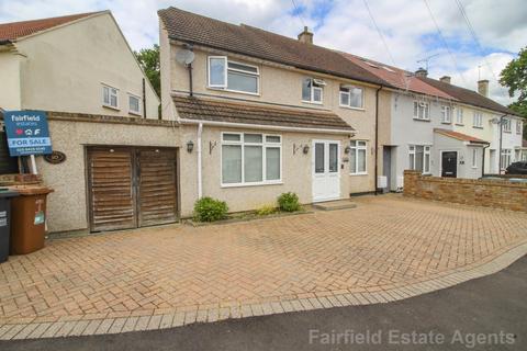 4 bedroom end of terrace house for sale, Hindhead Green, South Oxhey