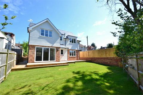 4 bedroom detached house to rent, Western Road, Haywards Heath RH16