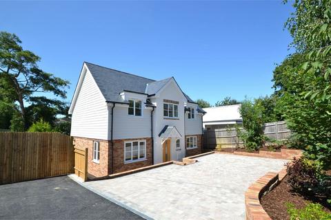 4 bedroom detached house to rent, Western Road, Haywards Heath RH16