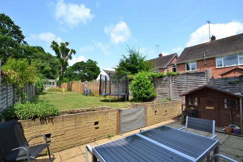 4 bedroom end of terrace house to rent, Finches Gardens, Haywards Heath RH16