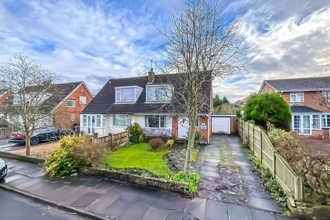 11 Beverley Close, Southport, PR9 8JS