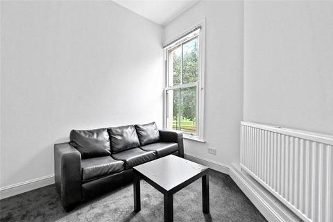 3 bedroom apartment to rent - Uxbridge Road, London, W12