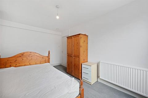 3 bedroom apartment to rent, Uxbridge Road, London, W12
