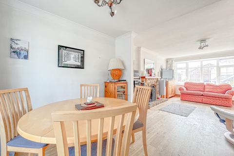 14 Ambleside Crescent, Farnham, GU9 0RZ