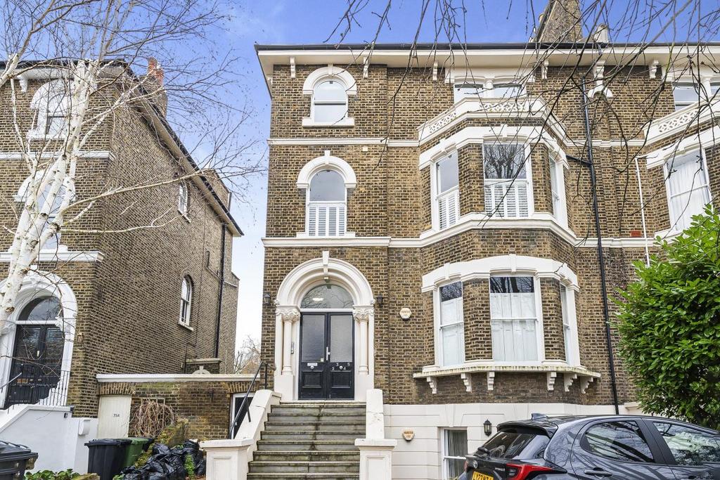 Wickham Road, Brockley 1 bed flat for sale £350,000