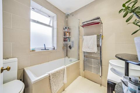 195 Amesbury Avenue, London, SW2 3BJ